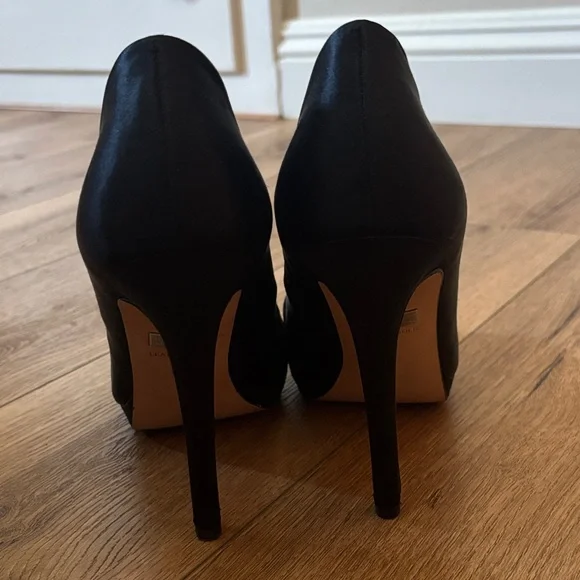 Badgley Mischka Black Heels with Embellishment - Picture 3 of 8